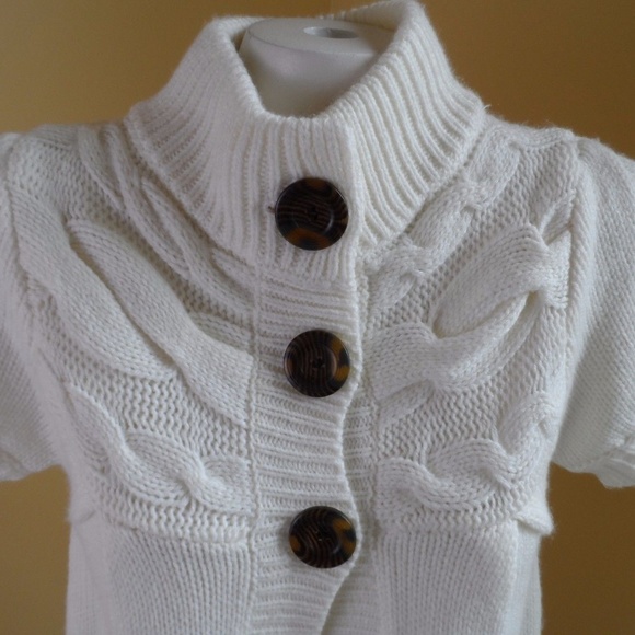 Pink Rose White Cardigan Sweater. - Picture 2 of 8